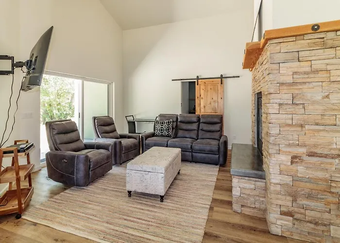 Yosemite Sandy River Retreat